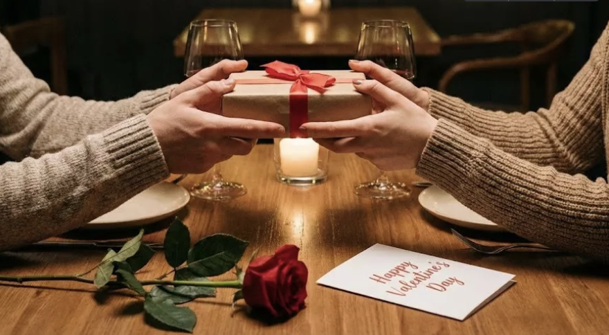 19 Valentine’s Day Gift Favorites That They'll Surely Love 19 Valentine’s Day Gift Favorites That They'll Surely Love